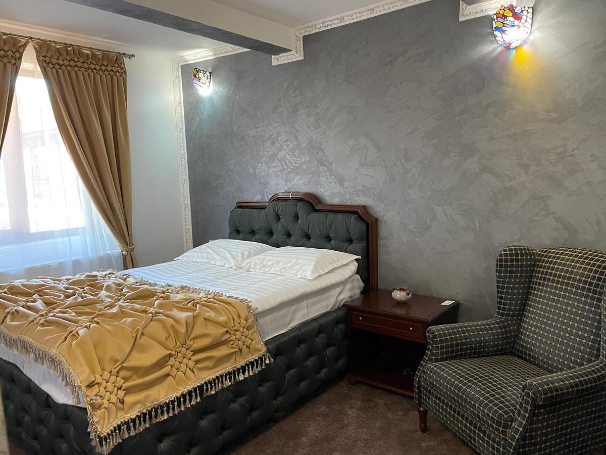 Voila Inn Predeal Ngoại thất bức ảnh