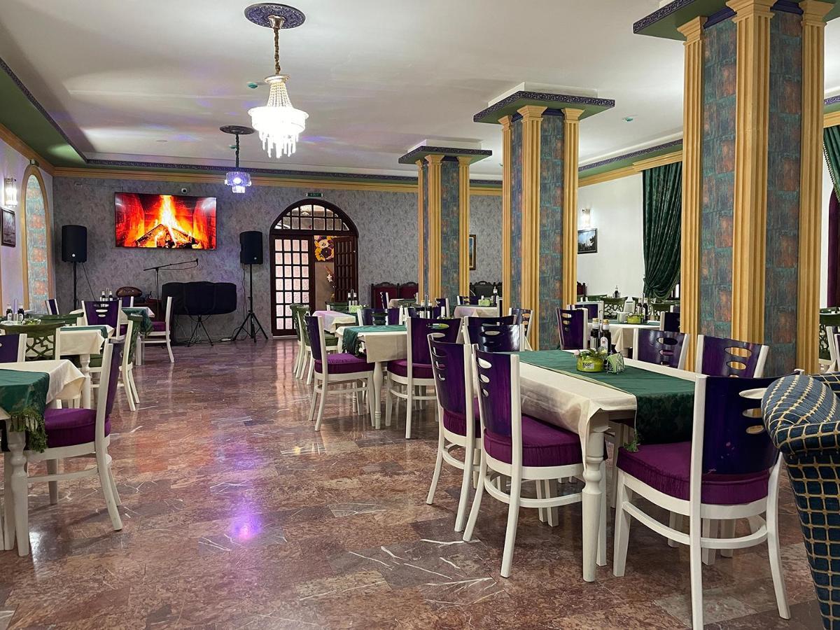 Voila Inn Predeal Ngoại thất bức ảnh