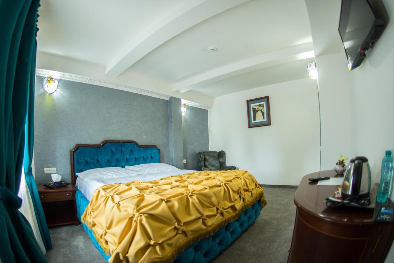 Voila Inn Predeal Ngoại thất bức ảnh